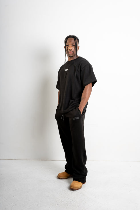 BASIC LARGE LOGO TEE